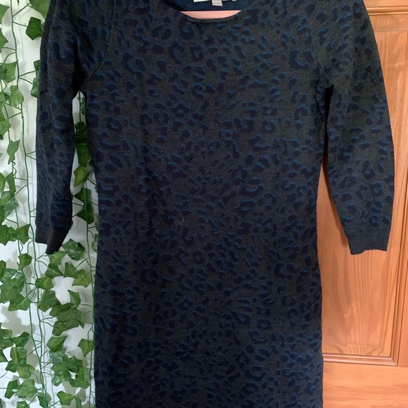Thick navy leopard print dress - Picture 2 of 4